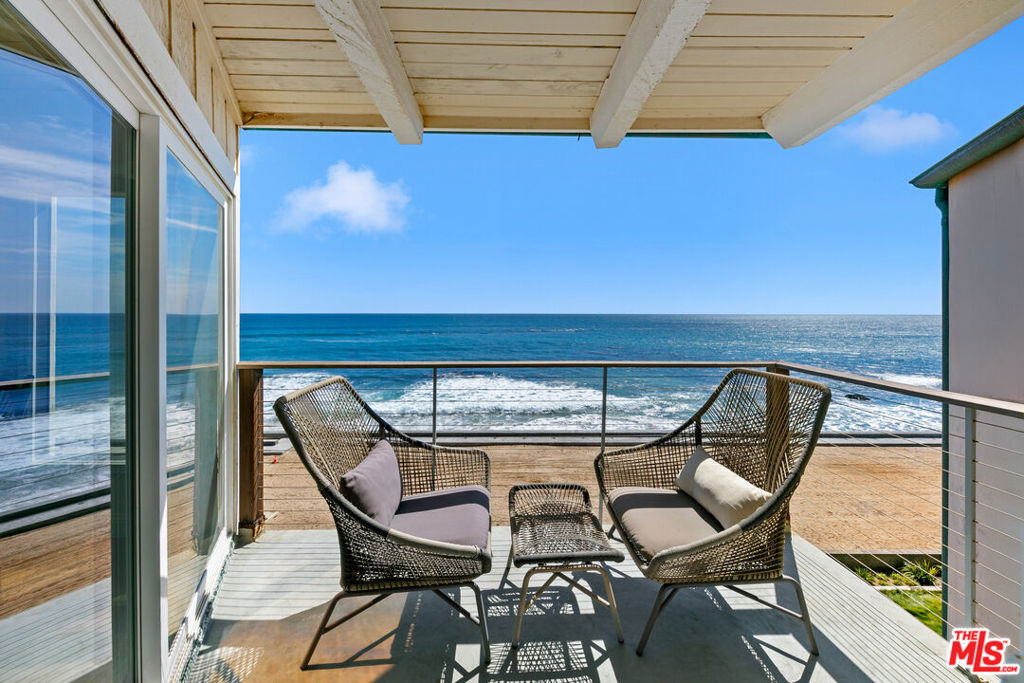 11856 Beach Club Way