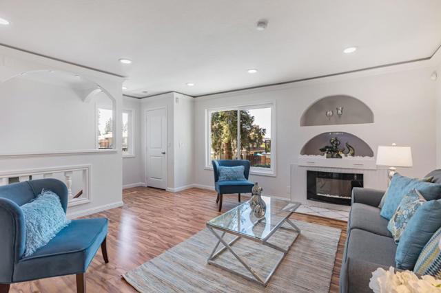 2999 Rose Avenue, San Jose CA: https://media.crmls.org/mediaz/e37a7c61-66ae-42a1-afe2-194924920dac.jpg