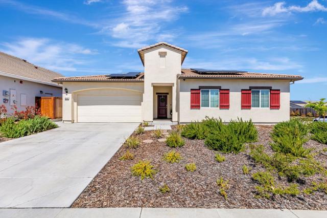 4840 Ambrosia Court, Roseville CA: https://media.crmls.org/mediaz/e37ab0f2-d486-40ab-89d3-e8982c5c3d83.jpg