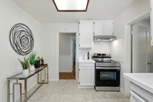 2273 Dumbarton Avenue, East Palo Alto CA: https://media.crmls.org/mediaz/e37abc1d-fcf6-4815-bdba-e89867e52ae2.jpg