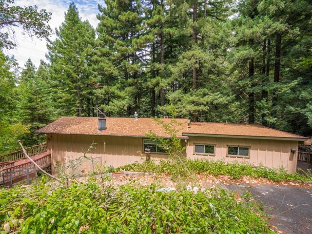 325 Woodland Drive, Scotts Valley CA: https://media.crmls.org/mediaz/e37bad3c-fa84-4ca4-aae1-ea819b62e78d.jpg
