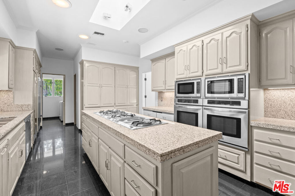 MLS #26854215 image #13