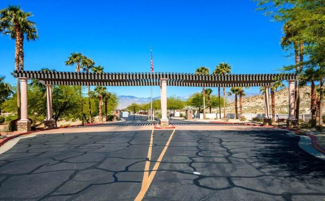 9282 Silver Star Avenue, Desert Hot Springs CA: https://media.crmls.org/mediaz/e37c71d6-5b9e-43a4-835b-742553b70b1d.jpg