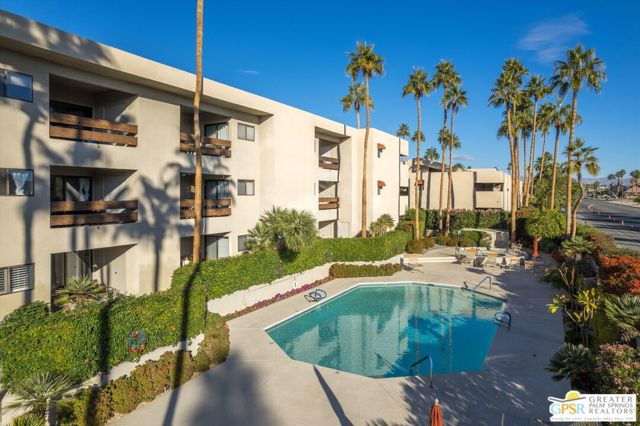 255 Avenida Caballeros, Palm Springs, California 92262, 2 Bedrooms Bedrooms, ,Condominium,For Sale,Avenida Caballeros,24433207