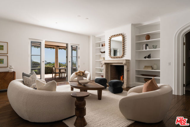 Image 15 of 48 For 771 Garden Lane