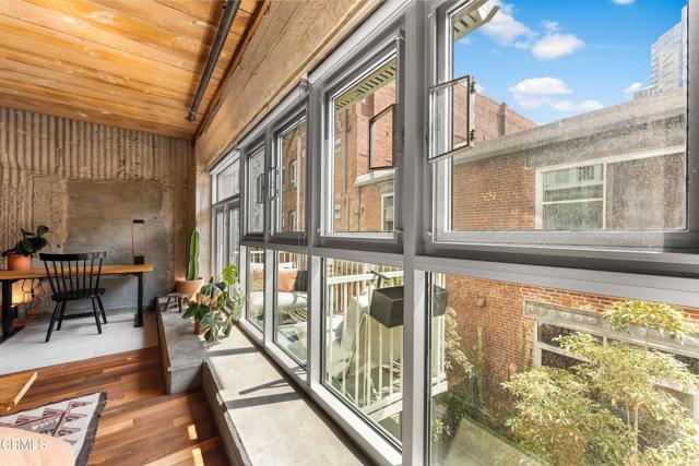 Detail Gallery Image 16 of 35 For 530 S Hewitt St #244,  Los Angeles,  CA 90013 - 1 Beds | 1 Baths