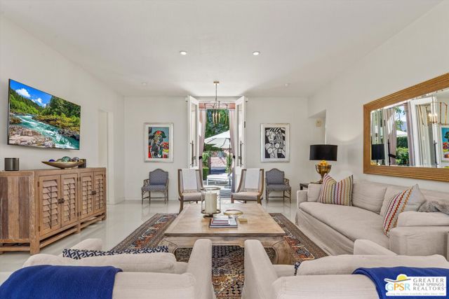 47392 Jadida Avenue, Palm Desert CA: https://media.crmls.org/mediaz/e37db3be-7683-45b3-aec7-ef575271c89d.jpg