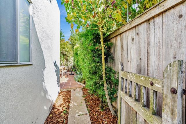 501 7th Street, Pacific Grove CA: https://media.crmls.org/mediaz/e3819048-444a-4362-adad-5cb8d4432005.jpg