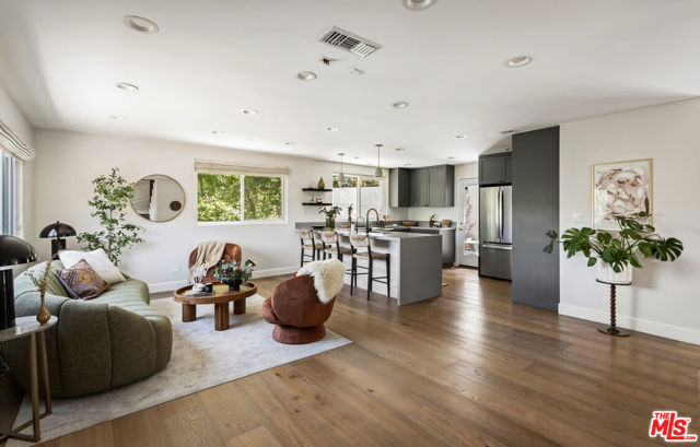 4614 San Andreas Avenue, Los Angeles CA: https://media.crmls.org/mediaz/e38201ab-4bc4-47d2-8517-d4f0d11329c7.jpg