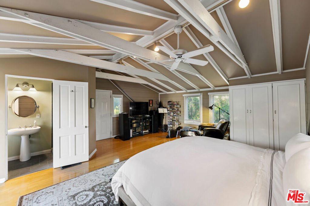 MLS #26855993 image #25