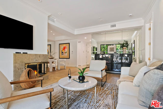 2102 Century Park Lane, Los Angeles CA: https://media.crmls.org/mediaz/e382865d-64e9-4294-94d6-bef9eb1bb0c1.jpg