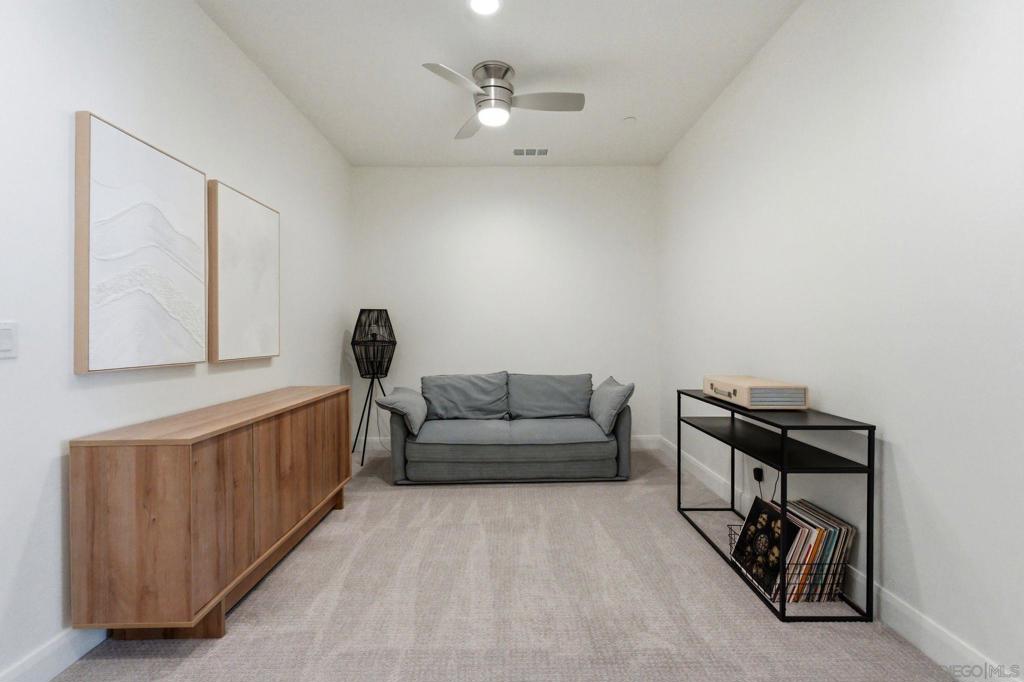 2464 Solara Lane - photo 19