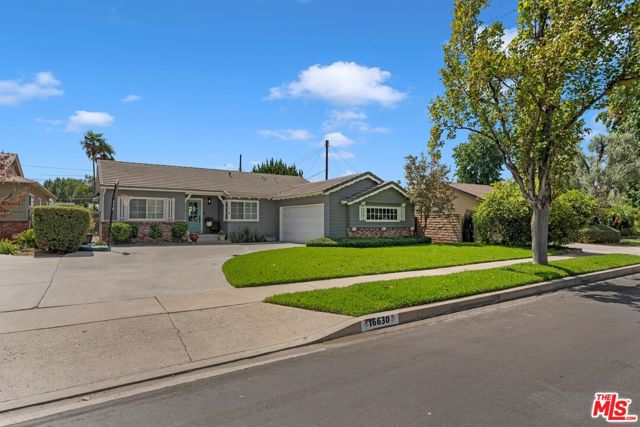 16630 Bahama Street photo 4