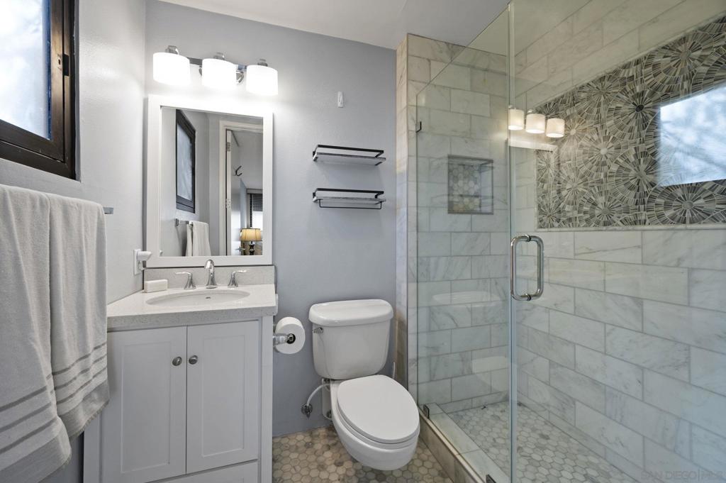 4082 Albatross St - photo 5