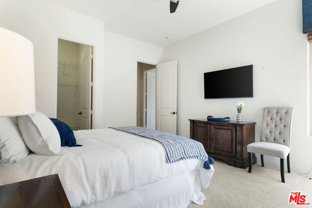 Image 15 of 30 For 78566 Blackstone Court