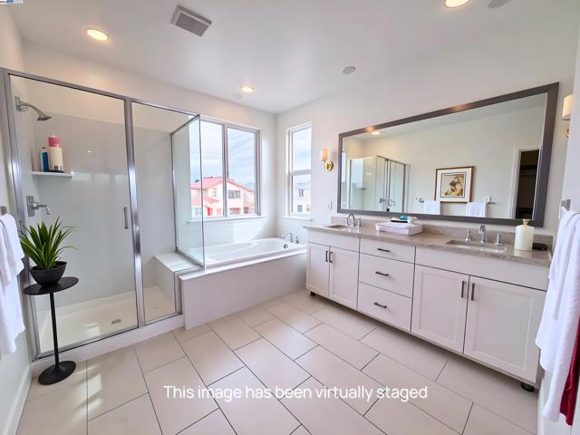 10349 Baldy Dr, Stockton CA: https://media.crmls.org/mediaz/e3851ae7-2582-4ebb-aef4-8e11af451fc7.jpg