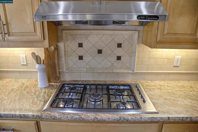 Image 19 of 38 For 782 Ygnacio Woods Ct