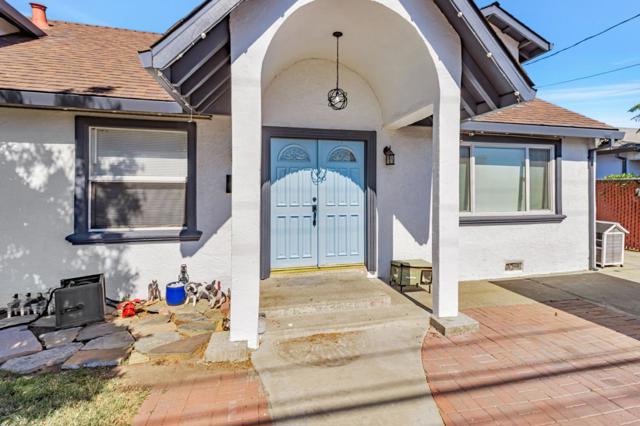 124 Cedar Lane, San Jose CA: https://media.crmls.org/mediaz/e385b644-66e2-43ef-9c9a-d795a92d3f27.jpg