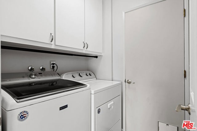 3059 Heather Drive, Fullerton CA: https://media.crmls.org/mediaz/e387f736-cb5f-49b7-8b2f-c8901fe9ec37.jpg