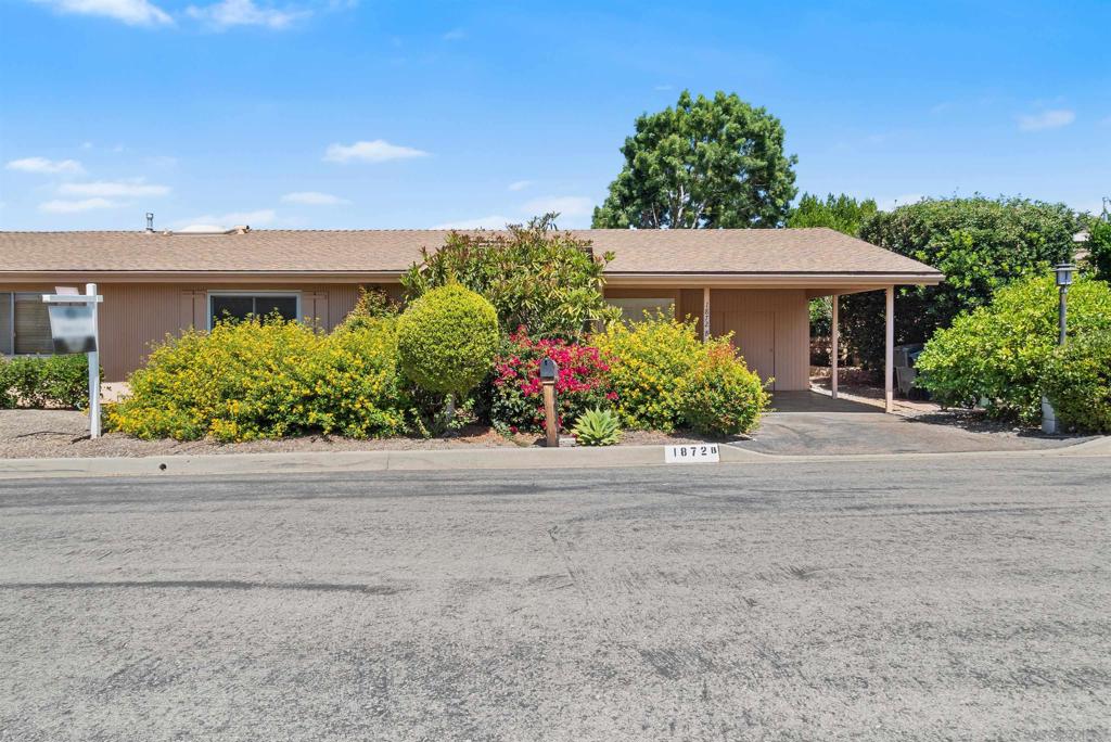 1872 Fairway Park #B