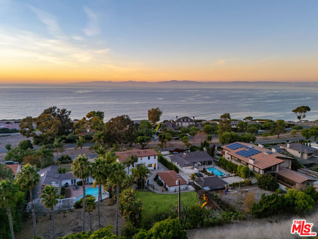 1336 Palos Verdes Drive, Palos Verdes Estates, California 90274, 5 Bedrooms Bedrooms, ,4 BathroomsBathrooms,Residential,For Sale,Palos Verdes,24473301