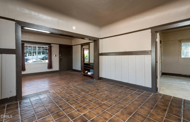 2132 branden Street, Los Angeles CA: https://media.crmls.org/mediaz/e38a2750-5611-4e79-b037-2441de985d59.jpg