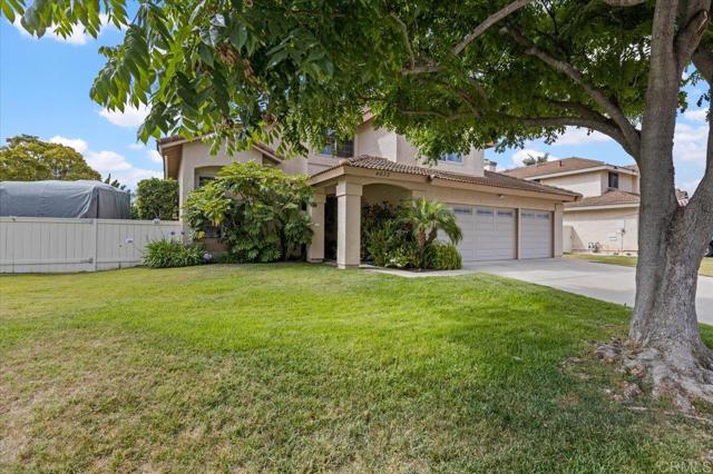 Detail Gallery Image 5 of 39 For 4635 Allende Ave, Oceanside,  CA 92057 - 4 Beds | 3 Baths