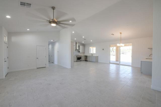 7160 Olympic Road, Joshua Tree CA: https://media.crmls.org/mediaz/e38ade4d-166b-4bf7-b1c5-a8278861b0ed.jpg