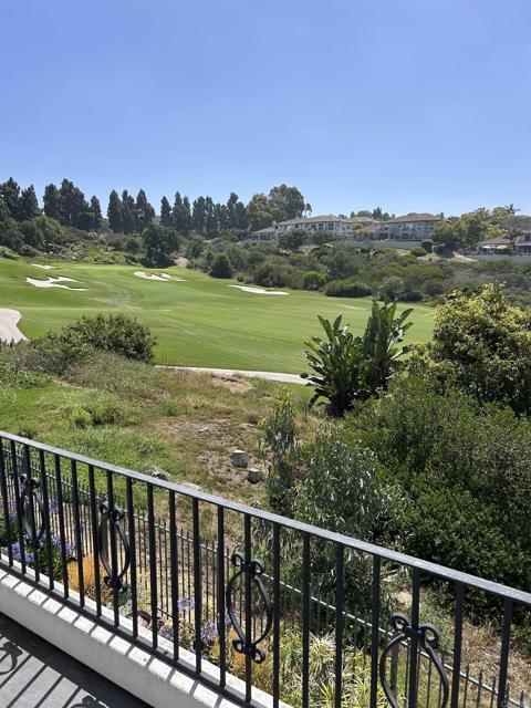 Detail Gallery Image 9 of 11 For 1328 Bulrush Ct, Carlsbad,  CA 92011 - 4 Beds | 2/1 Baths