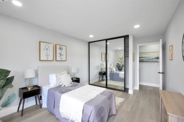 Image 34 of 55 For 26937 Hayward Blvd  217