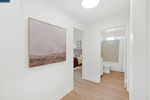 Image 32 of 58 For 456 4th St  