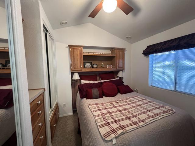 74711 Dillon Road, Desert Hot Springs CA: https://media.crmls.org/mediaz/e38cbf10-368f-4809-9ca7-f4803cfe1f2f.jpg