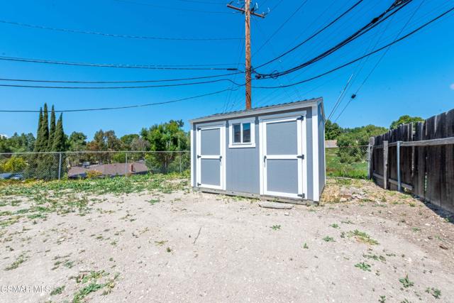 1499 Calle Morera, Thousand Oaks CA: https://media.crmls.org/mediaz/e38d608e-75f0-48f3-bd53-0dde47da51cc.jpg