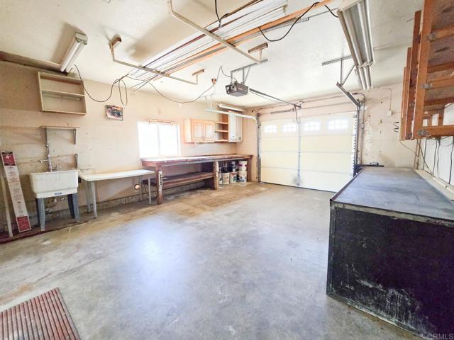 1804 El Cajon Lane, Ramona CA: https://media.crmls.org/mediaz/e38d6886-8f86-475b-ad12-3b254e534913.jpg