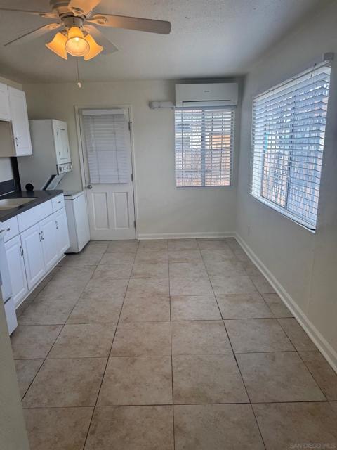 3769 Z St, San Diego CA: https://media.crmls.org/mediaz/e38e4cd4-458a-45a2-b26c-8e871306c455.jpg