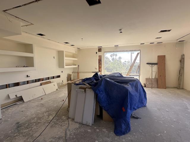 Detail Gallery Image 18 of 19 For 1138 via Mil Cumbres, Solana Beach,  CA 92075 - 5 Beds | 4/1 Baths