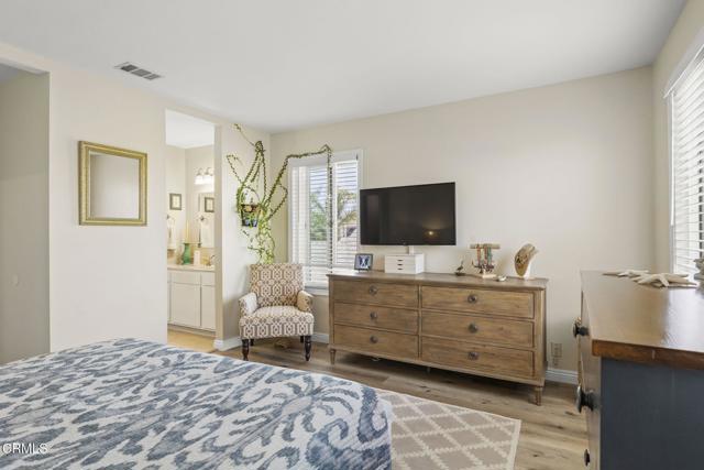 3051 Ketch Place, Oxnard CA: https://media.crmls.org/mediaz/e38eef86-a522-4aaf-854b-08fdfc2cf5d0.jpg