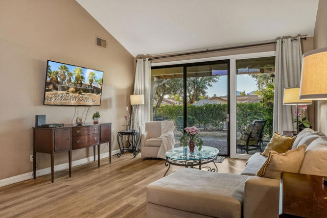 303 Villena Way, Palm Desert, CA 92260