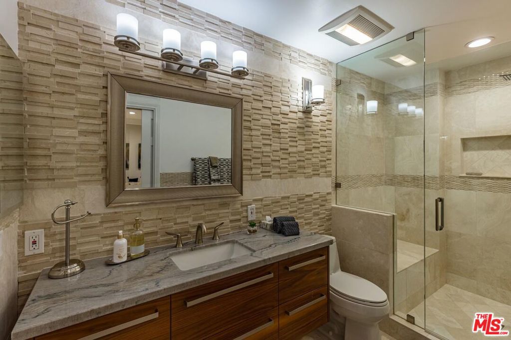 MLS #26869377 image #25