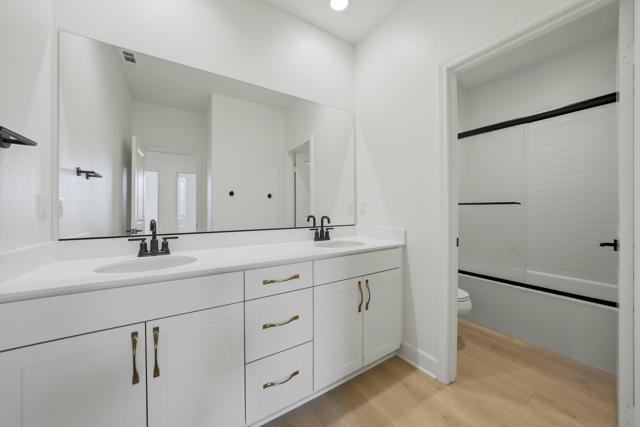 Image 27 of 40 For 58293 Coral View Way