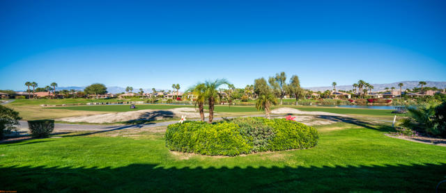 97 Via Bella, Rancho Mirage CA: https://media.crmls.org/mediaz/e390cc2c-4aec-4e29-a1e8-b35693927993.jpg