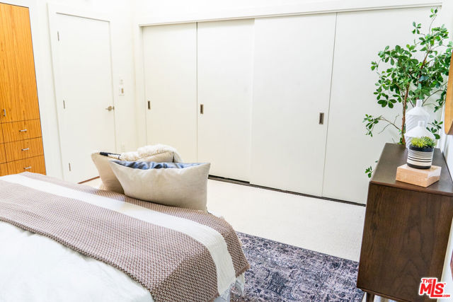 880 Hilldale Avenue, West Hollywood CA: https://media.crmls.org/mediaz/e390e0bf-3f83-47d0-97ec-c1c1de123600.jpg