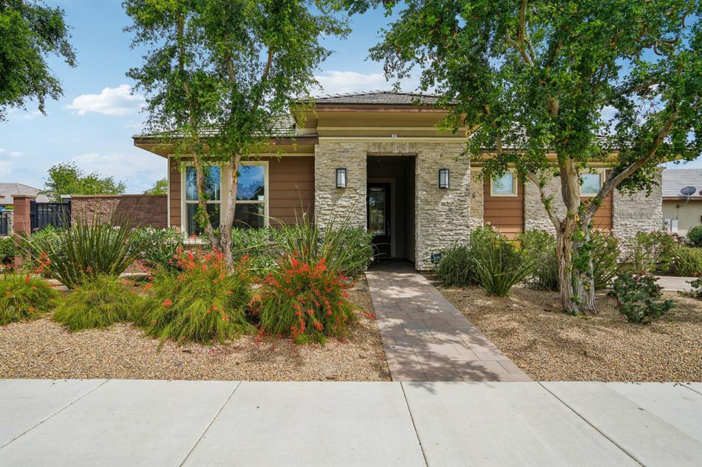 82712 Woodcreek Court