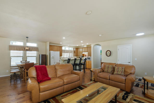 205 Cherokee Street, Palm Springs CA: https://media.crmls.org/mediaz/e3927004-18fd-41e8-a6a4-646dd7c5b022.jpg
