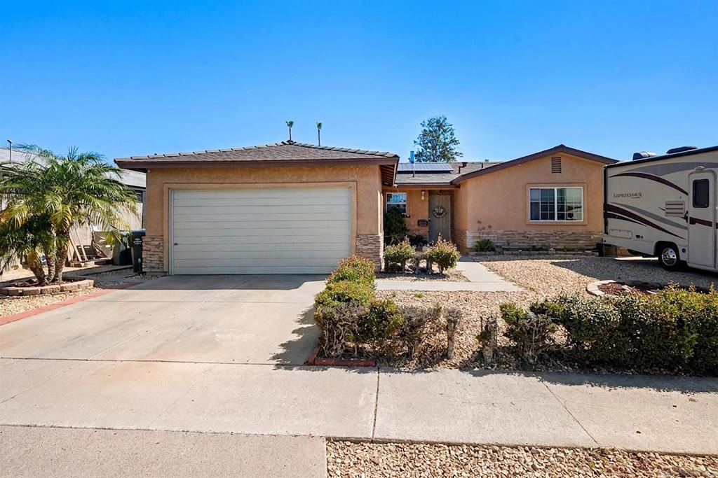 298 Coralwood Dr