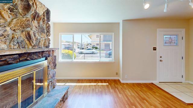 2029 Sutter Ave, San Pablo CA: https://media.crmls.org/mediaz/e39451d9-c218-4e2e-8f23-64839a490a8f.jpg