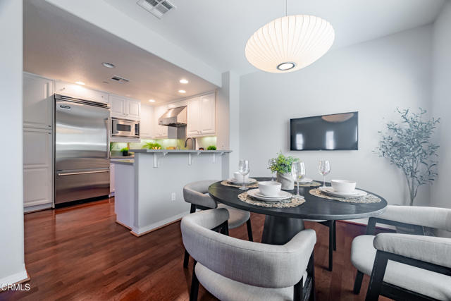 2461 Wagner Street, Pasadena CA: https://media.crmls.org/mediaz/e3946668-6673-4880-945c-b02a240470c1.jpg