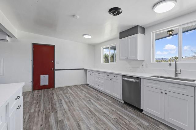 7517 Alaba Avenue, Yucca Valley CA: https://media.crmls.org/mediaz/e395a377-699f-441a-a0cb-615c8665efb7.jpg