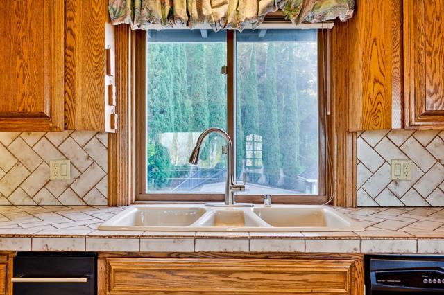 21697 Rainbow Drive, Cupertino CA: https://media.crmls.org/mediaz/e39608fa-d588-40cf-b1c2-138223849b87.jpg