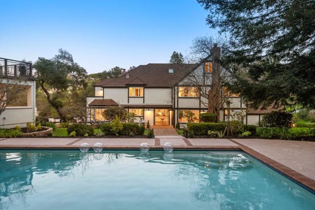 760 Chateau Drive, Hillsborough CA: https://media.crmls.org/mediaz/e3969d2d-9276-481c-b7d1-e372cef8e954.jpg